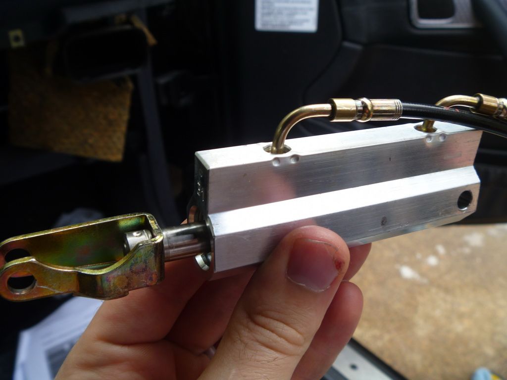 Some tips and tricks for convertible top cylinder rebuilds Mercedes